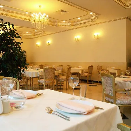 Planeta & Aquapark Free Access Hotel 5*