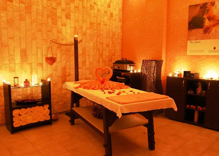 ホテル Planeta & Aquapark Free Access サニービーチ