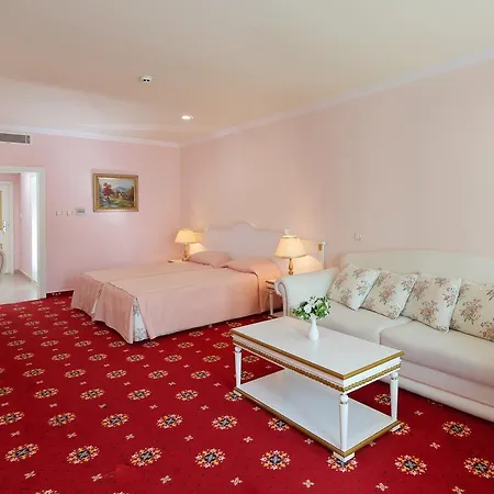 Planeta & Aquapark Free Access Hotel Słoneczny Brzeg