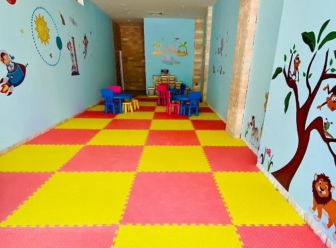 Planeta & Aquapark Free Access Отель Солнечный берег