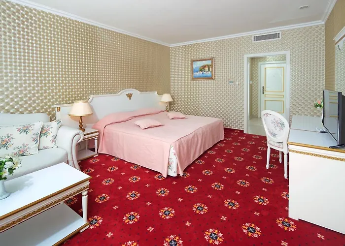 Hotell Planeta & Aquapark Free Access Slăntjev Brjag