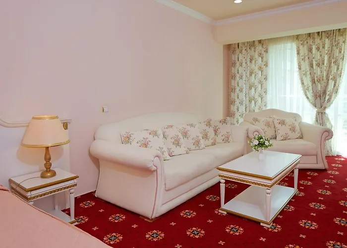 Planeta & Aquapark Free Access 5* Солнечный берег