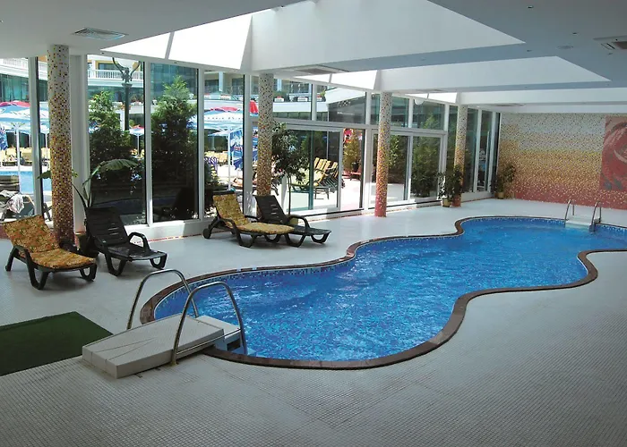 Planeta & Aquapark Free Access 5* Slăntjev Brjag