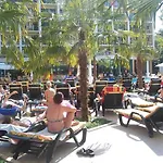 Planeta & Aquapark Free Access Hotel Slantchev Briag