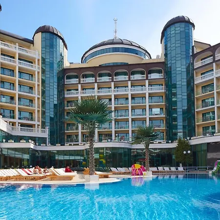 Hotel Planeta & Aquapark Free Access