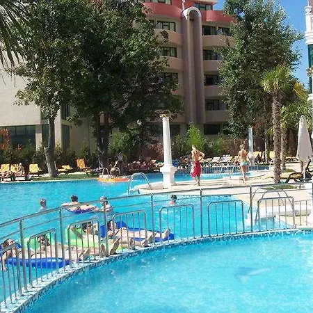 Хотел Planeta & Aquapark Free Access