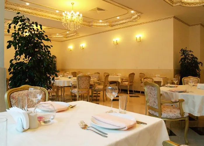 Planeta & Aquapark Free Access מלון 5*