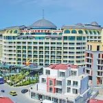 Planeta & Aquapark Free Access 5*